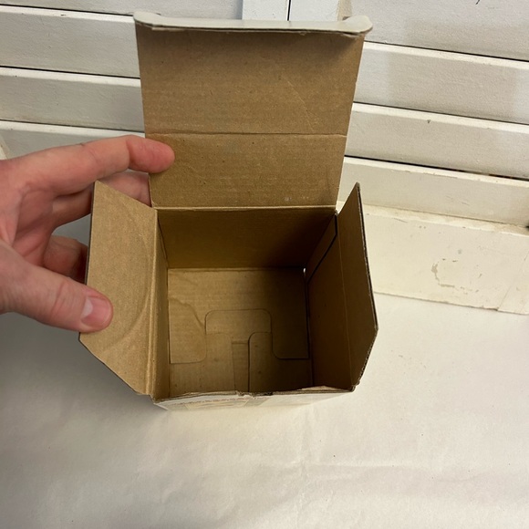 Vintage 1990's MARY ENGELBREIT unused Christmas mug in original box Merrily Sled - Picture 11 of 12